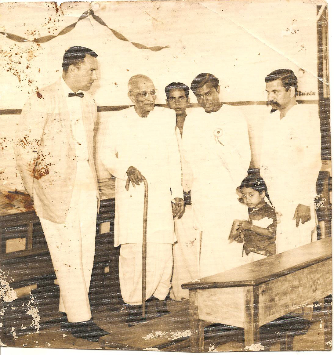 தலைவர்களுடன் புகைப்படம்